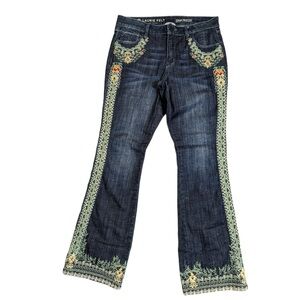 Laurie‎ Felt Classic Bootcut
Floral Embroidery Denim Blue Jeans size 8